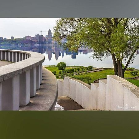 Dnipro Evening, View # Вечірній Дніпро У Центрі, Фантастичний Вид Екстер'єр фото